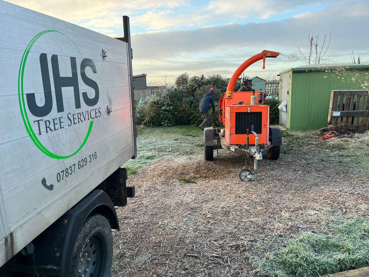 Shredder in operation